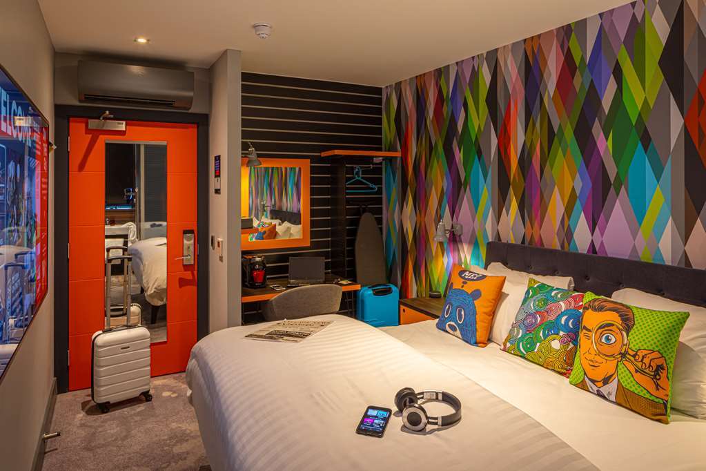 Village Hotel Basingstoke Pokój zdjęcie